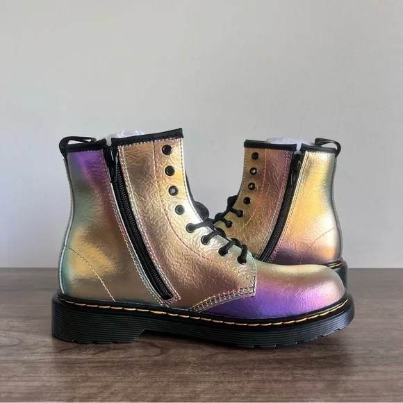 DR. MARTENS Junior 1460 Lace Up Unisex Boots Size 5 or 4 #B1175 B1123 - Picture 6 of 9